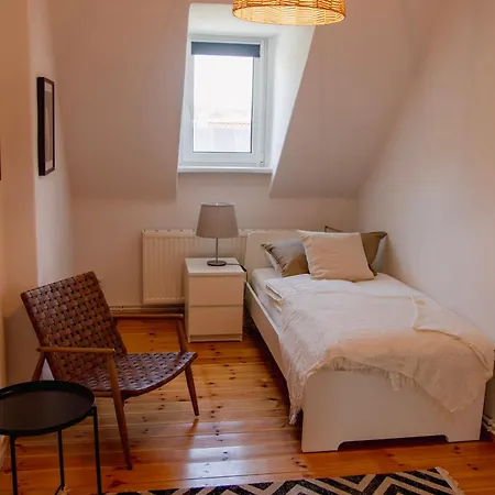 Arbio Monteurzimmer Parking Included Apartment Grünheide