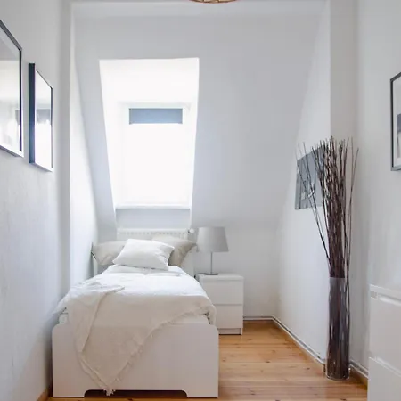 Arbio Monteurzimmer Parking Included * Grünheide