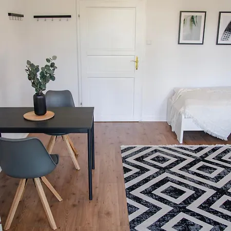 公寓 Arbio Monteurzimmer Parking Included