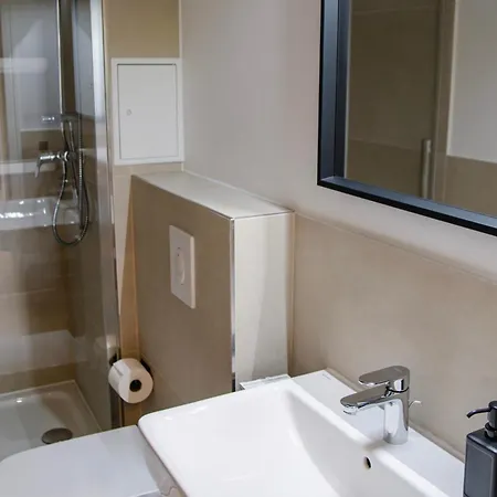 Apartment Arbio Monteurzimmer Parking Included