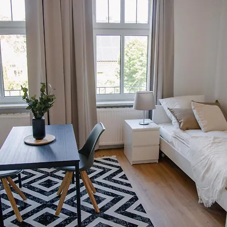 Arbio Monteurzimmer Parking Included *