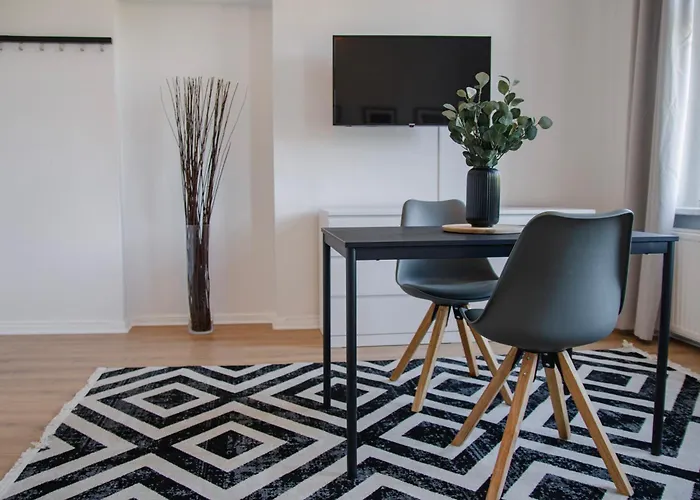 Arbio Monteurzimmer Parking Included * Grünheide